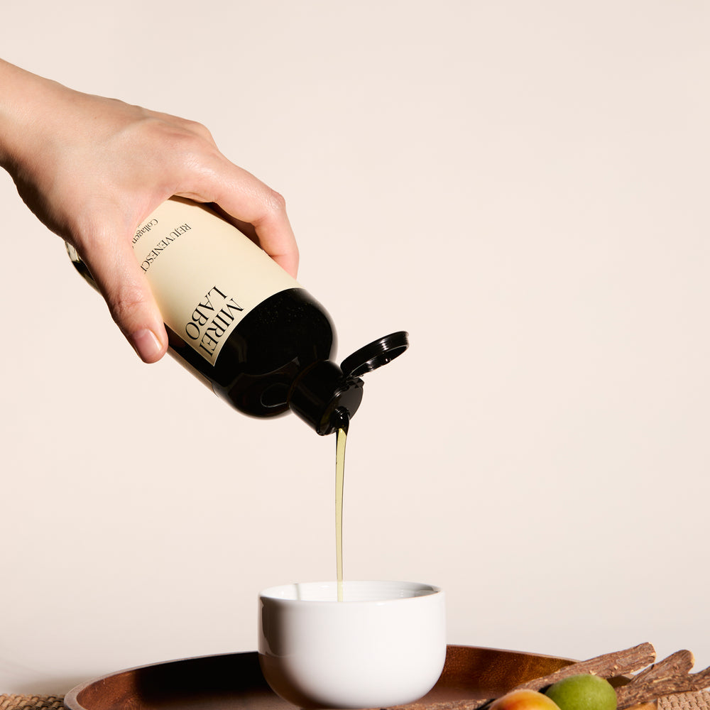 
                  
                    MIREI LABO REJUVENESCENCE Shampoo Tea Pouring into Tea Cup
                  
                
